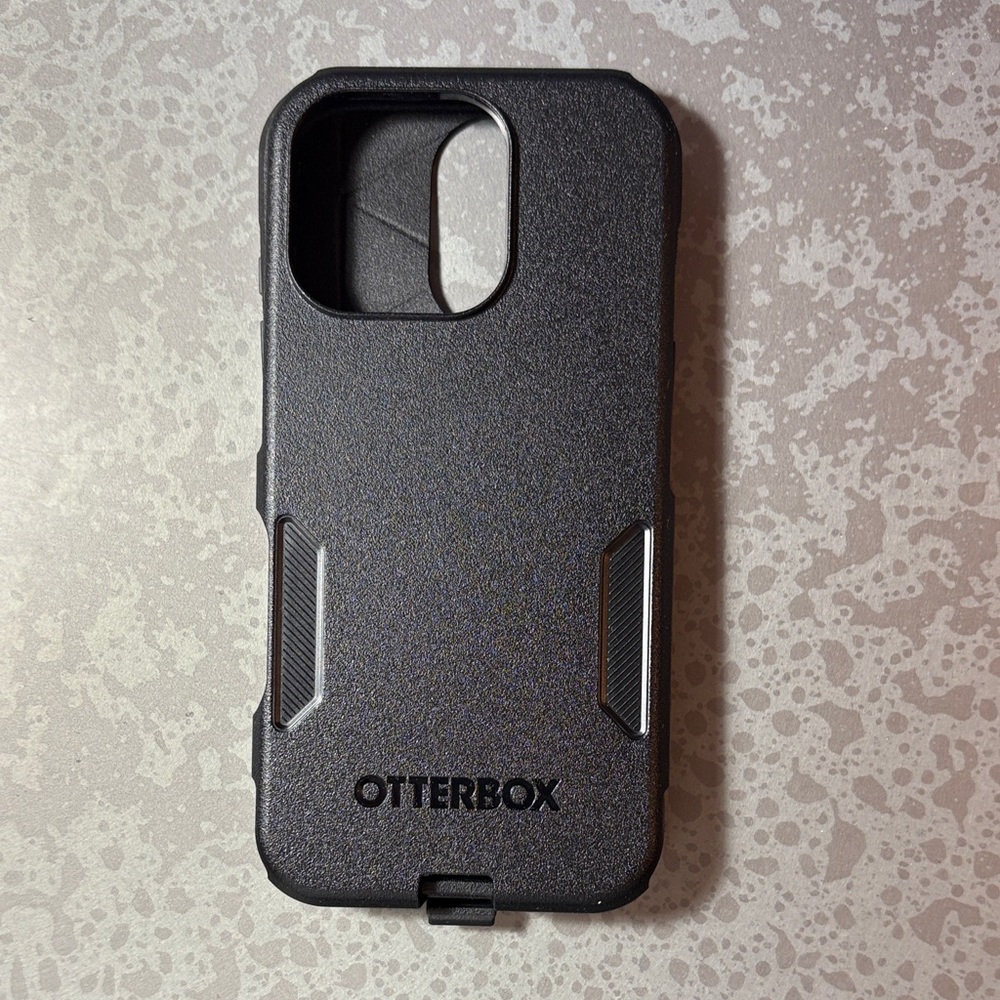 OtterBox Commuter Series iPhone 16 Pro Case - Black, New in box